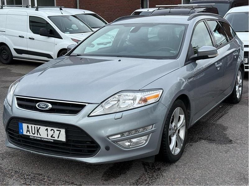 Grå Begagnad 2015 Ford Mondeo Sport Kombi | 66 000 kr (Superpris) - Bild 1/4