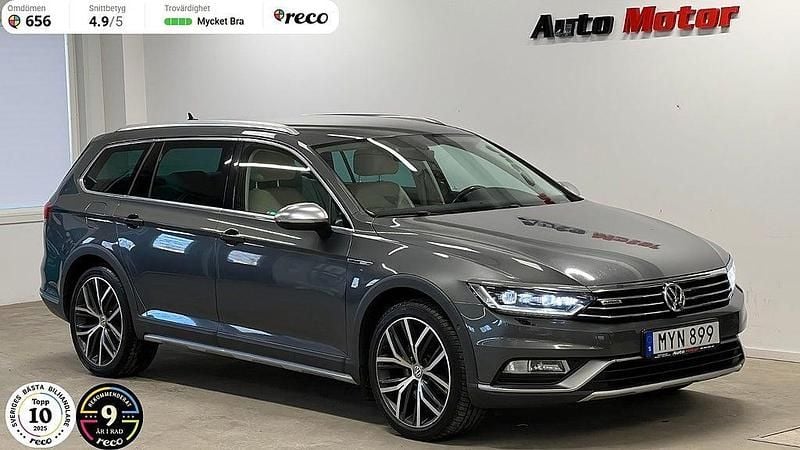 Mörkgrå Begagnad 2016 VW Passat Alltrack Kombi | 169 900 kr (Marknadspris) - Bild 1/3