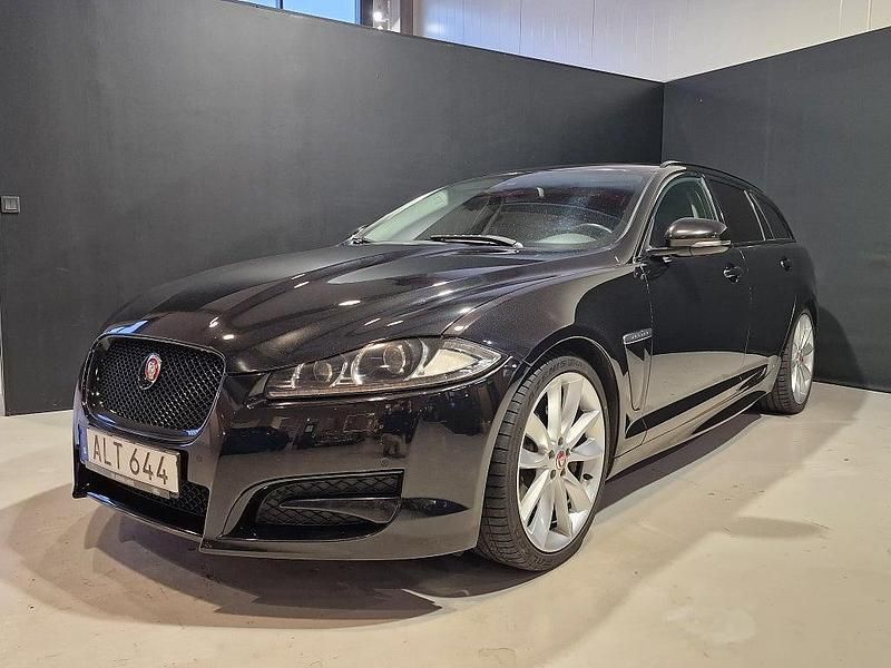 Begagnad Jaguar XF Sportbrake 275 HK (202 kW) 2014 Svart Kombi