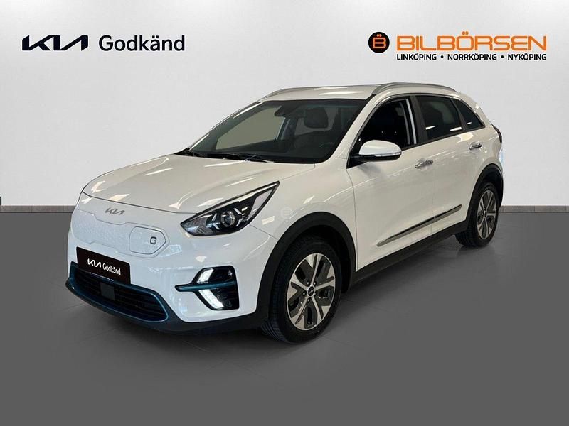 Vit Begagnad 2021 Kia e-Niro Advance SUV | 264 900 kr (Marknadspris) - Bild 1/4