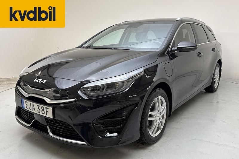 Begagnad Kia Ceed Sportswagon Advance 141 HK (103 kW) 2024 Svart Kombi