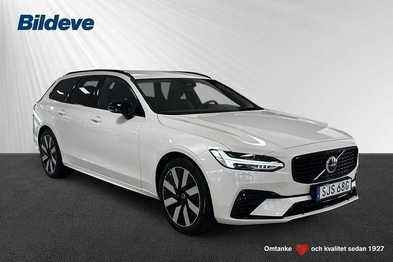 Vit Begagnad 2024 Volvo V90 Plus Kombi | 479 900 kr (Bra pris) - Bild 1/4
