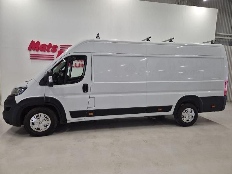 Vit Begagnad 2022 Peugeot Boxer Van | 309 900 kr (Dyr) - Bild 1/4