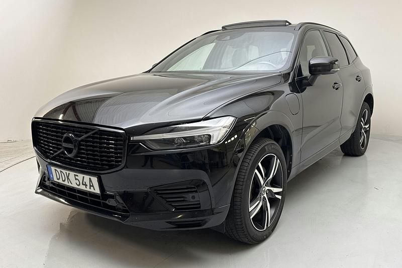 Svart Begagnad 2021 Volvo XC60 R-Design SUV | 275 000 kr (Bra pris) - Bild 1/4
