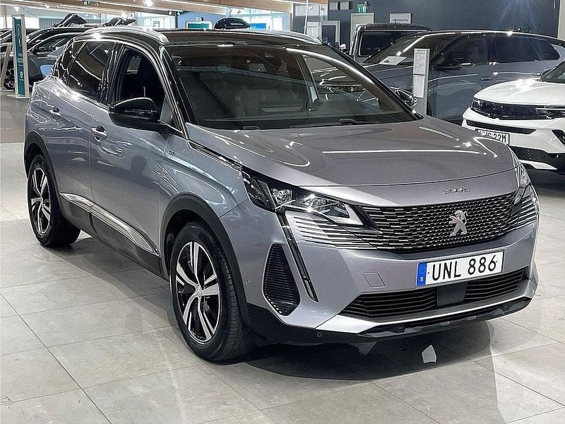 Grå Begagnad 2022 Peugeot 3008 GTi SUV | 259 900 kr (Marknadspris) - Bild 1/4