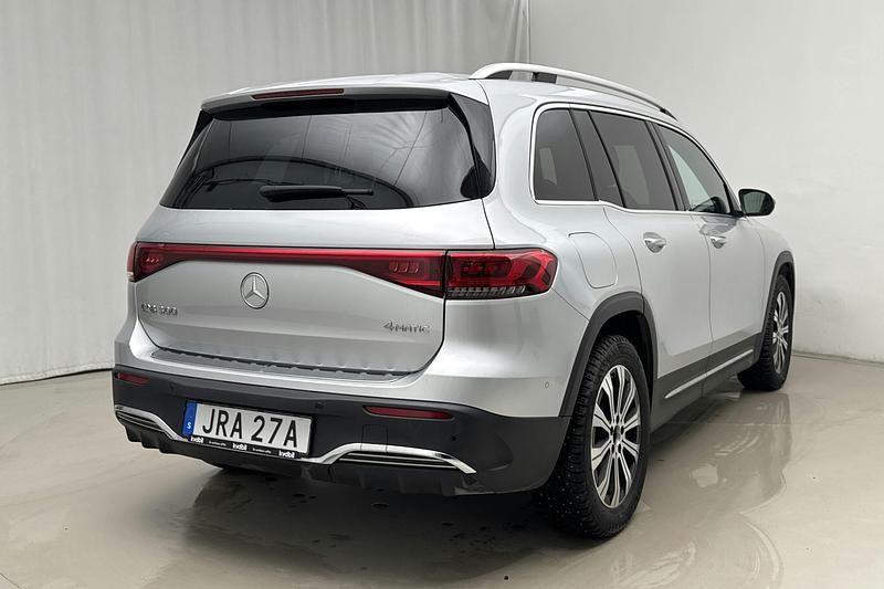 Begagnad Mercedes EQB300 AMG line 167 kW (228 HK) 2023 Silver SUV