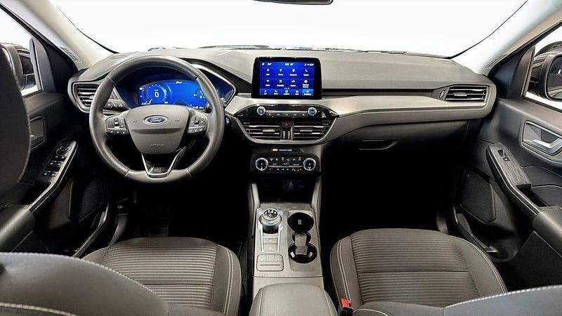 Begagnad Ford Kuga Titanium 224 HK (164 kW) 2023 Svart SUV