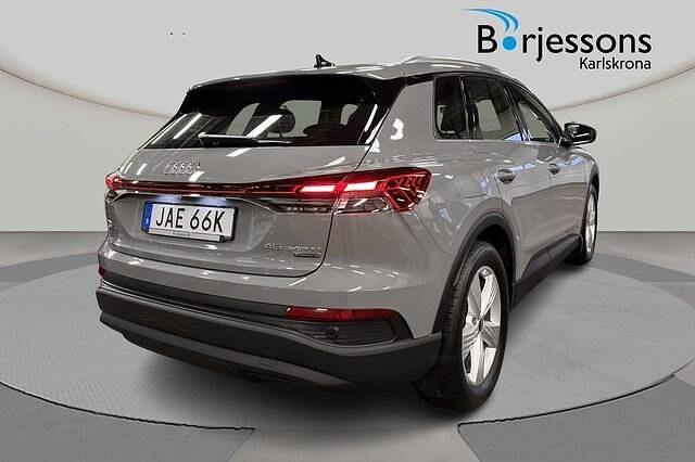 Begagnad Audi Q4 e-tron Proline 210 kW (286 HK) 2023 Kiselgrå SUV