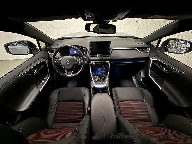 Begagnad Suzuki Across 306 HK (225 kW) 2022 Grå SUV