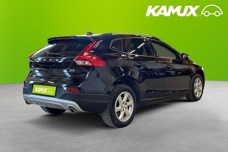 Begagnad Volvo V40 CC 151 HK (111 kW) 2019 Svart Kombi