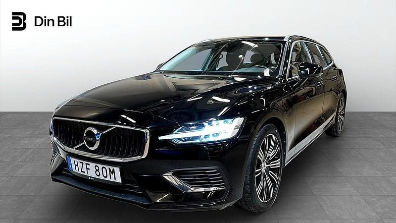 Svart Begagnad 2021 Volvo V60 Inscription Kombi | 269 900 kr (Superpris) - Bild 1/4