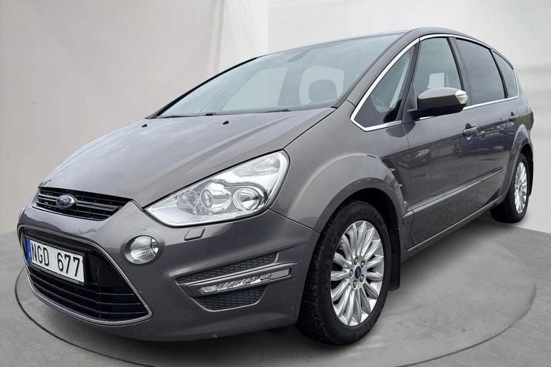 Brun Begagnad 2013 Ford S-MAX S Minibuss | 120 000 kr (Marknadspris) - Bild 1/4