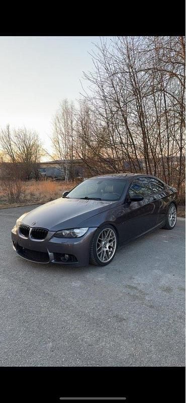 Begagnad 2007 BMW 335 M Sport Sportkupé | 130 000 kr (Bra pris) - Bild 1/4