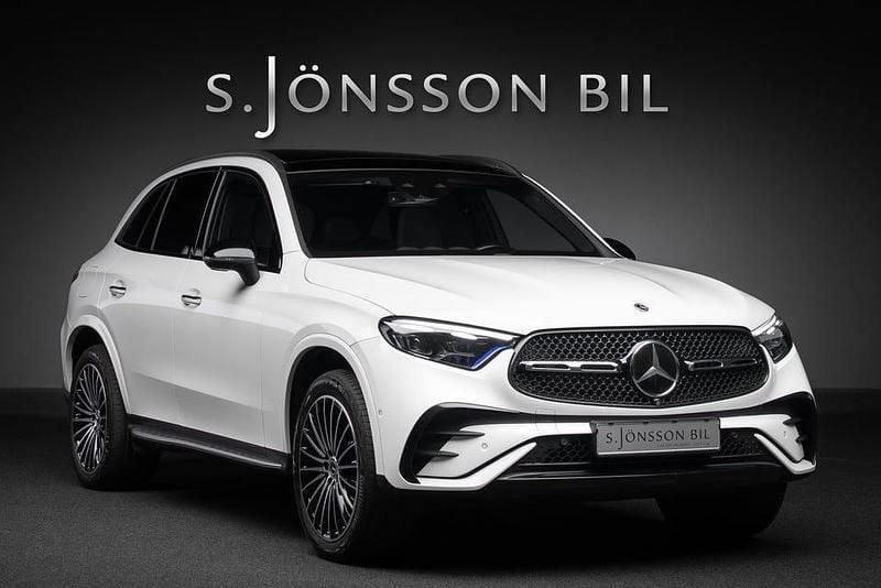 Polar vit Begagnad 2023 Mercedes GLC300e AMG SUV | 579 000 kr (Marknadspris) - Bild 1/4