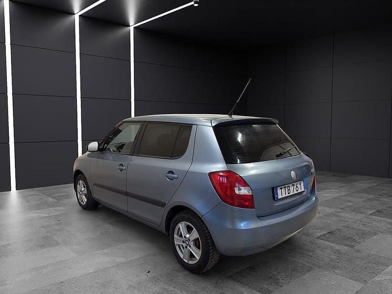 Begagnad Skoda Fabia 69 HK (50 kW) 2007 Grå Halvkombi
