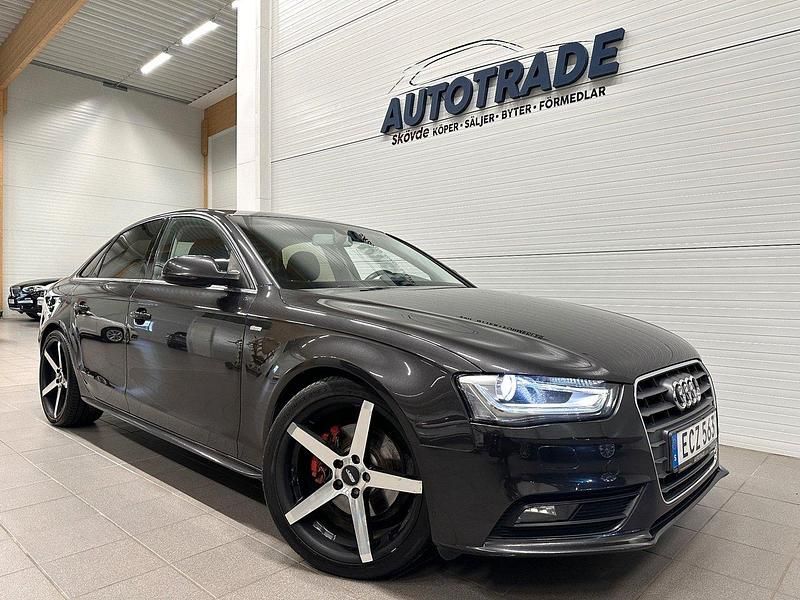 Grå Begagnad 2013 Audi A4 Sedan | 79 900 kr (Marknadspris) - Bild 1/4