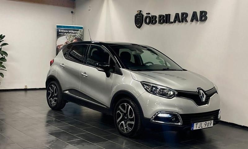 Flerfärgad Begagnad 2015 Renault Captur SUV | 99 900 kr (Marknadspris) - Bild 1/4