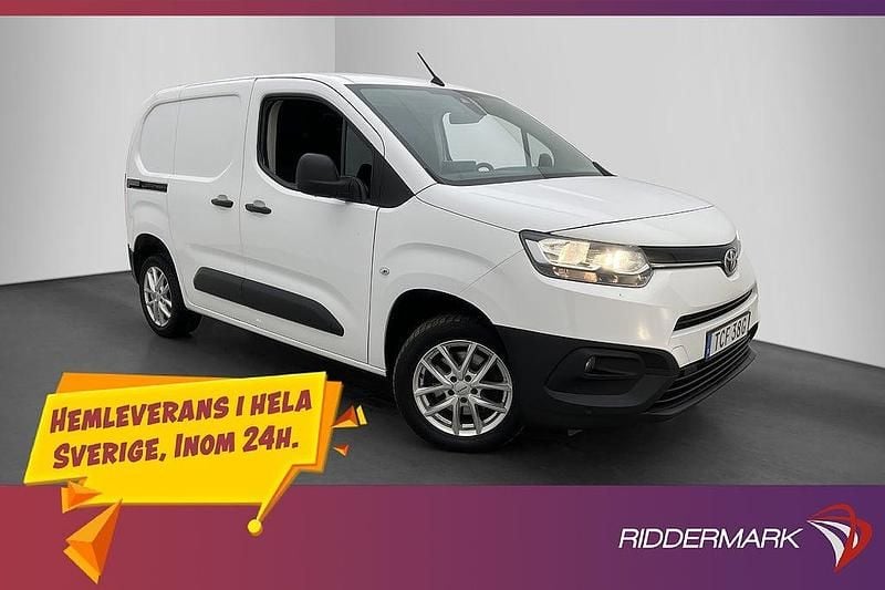 Vit Begagnad 2021 Toyota Proace City City Minibuss | 179 800 kr (Marknadspris) - Bild 1/3