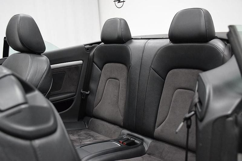 Begagnad Audi A5 Cabriolet Comfort 170 HK (125 kW) 2012 Silver Cab