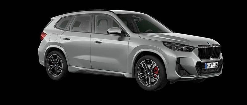 Space silver metallic Begagnad 2000 BMW X1 Comfort Edition SUV | 529 700 kr - Bild 1/3