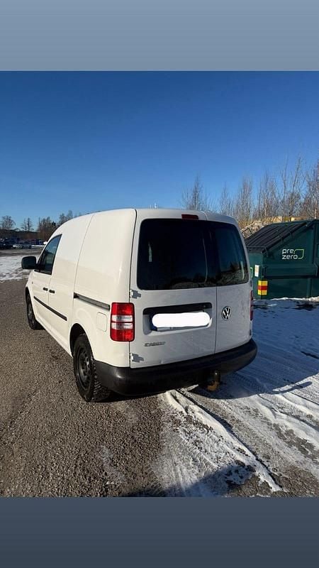 Begagnad VW Caddy 102 HK (75 kW) 2015 Minibuss