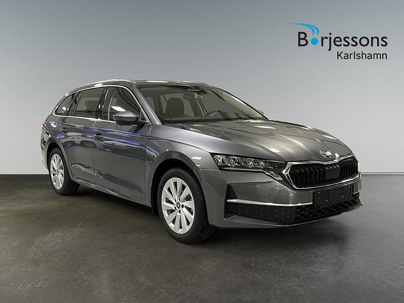 Grå Ny 2026 Skoda Octavia Kombi | 357 900 kr - Bild 1/4