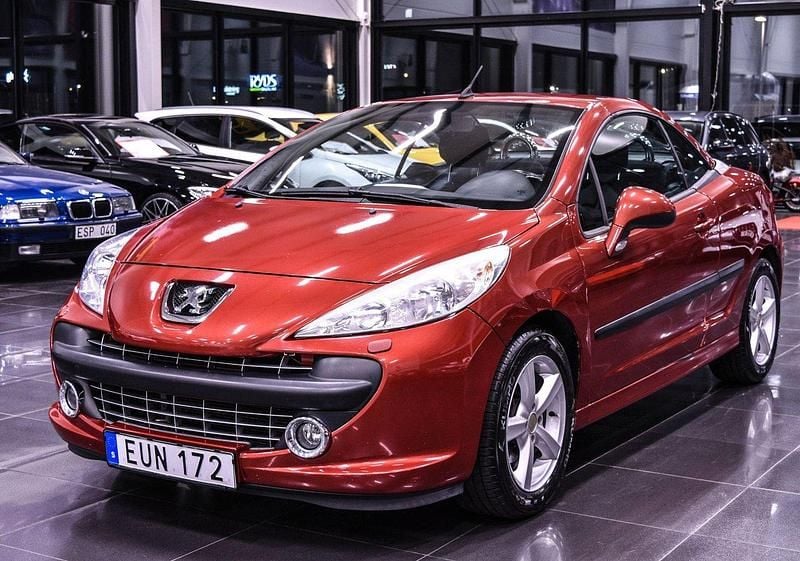 Röd Begagnad 2008 Peugeot 207 CC Cab | 34 900 kr (Marknadspris) - Bild 1/4