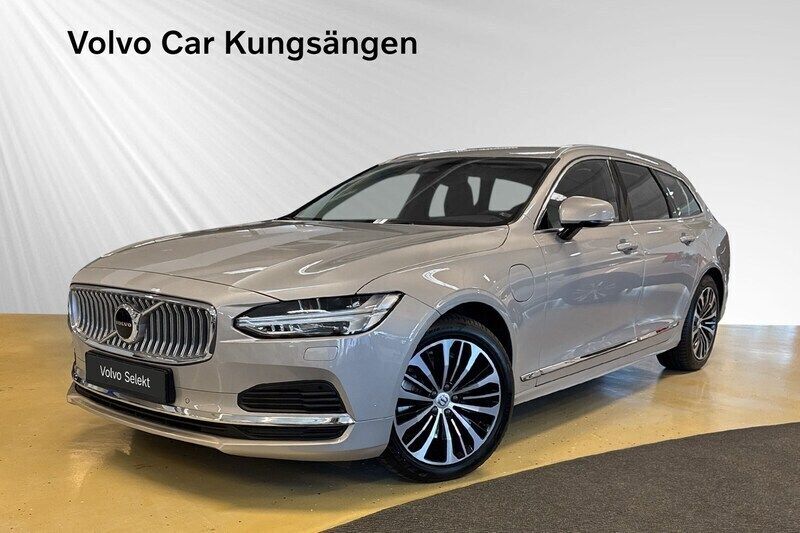 Silver Begagnad 2024 Volvo V90 Core Kombi | 499 900 kr (Marknadspris) - Bild 1/3