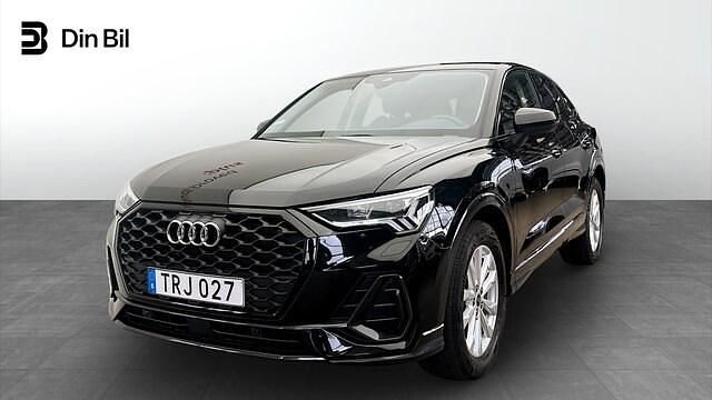 Svart Begagnad 2023 Audi Q3 Sportback Proline SUV | 379 000 kr (Marknadspris) - Bild 1/4