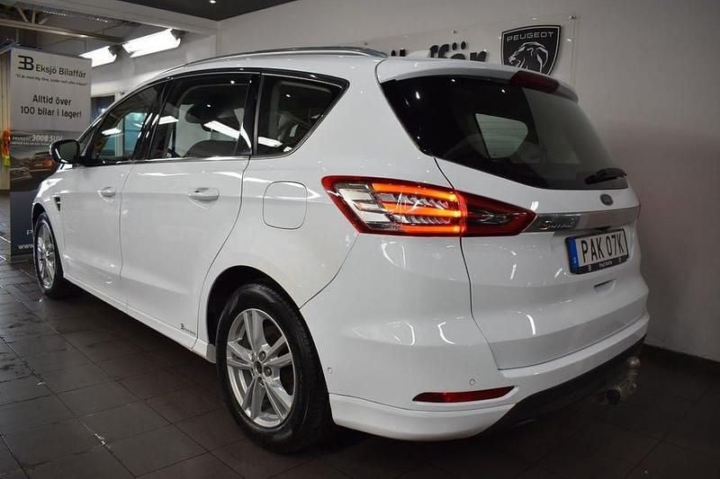 Begagnad Ford S-MAX S 150 HK (110 kW) 2021 Vit Minibuss