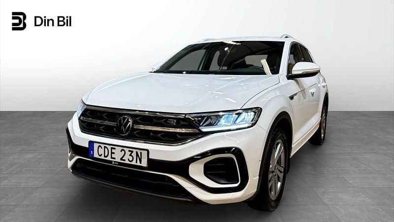 Vit Begagnad 2024 VW T-Roc R-line SUV | 369 900 kr (Marknadspris) - Bild 1/4