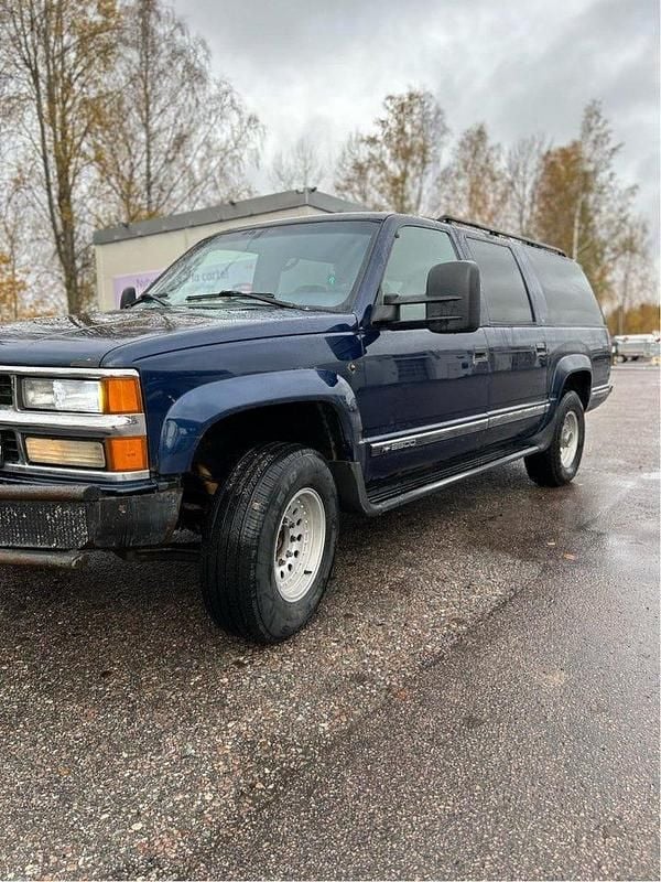 Begagnad 1995 Chevrolet Suburban SUV | 95 000 kr - Bild 1/4