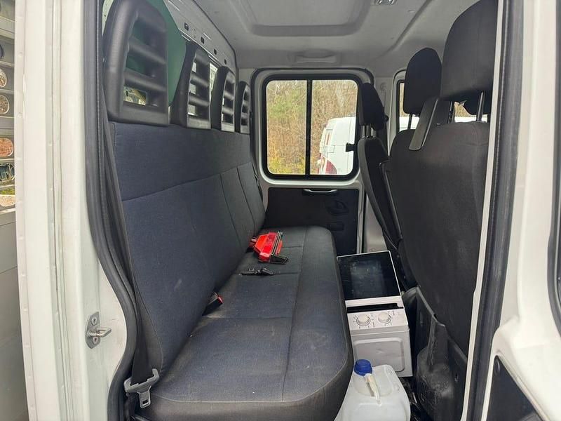 Begagnad Iveco Daily 180 HK (132 kW) 2021