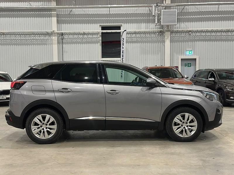 Begagnad Peugeot 3008 Allure 120 HK (88 kW) 2016 Silver SUV