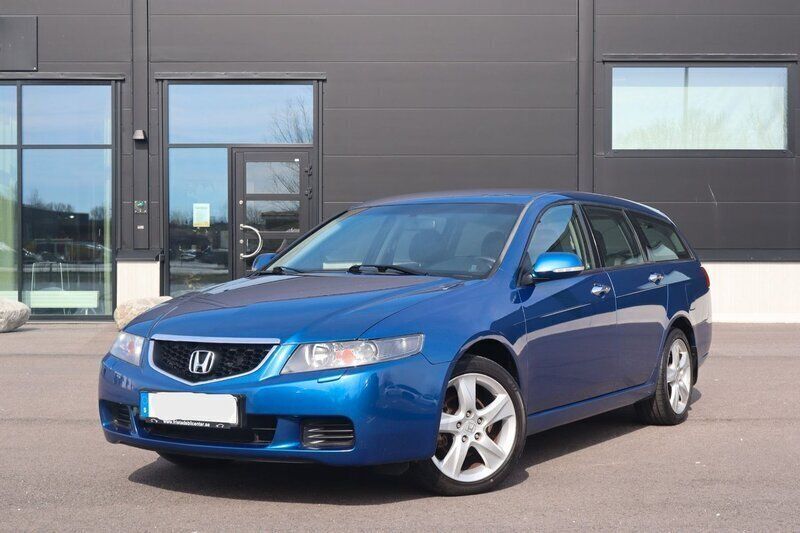 Blå Begagnad 2004 Honda Accord Sport Kombi | 49 900 kr (Marknadspris) - Bild 1/4
