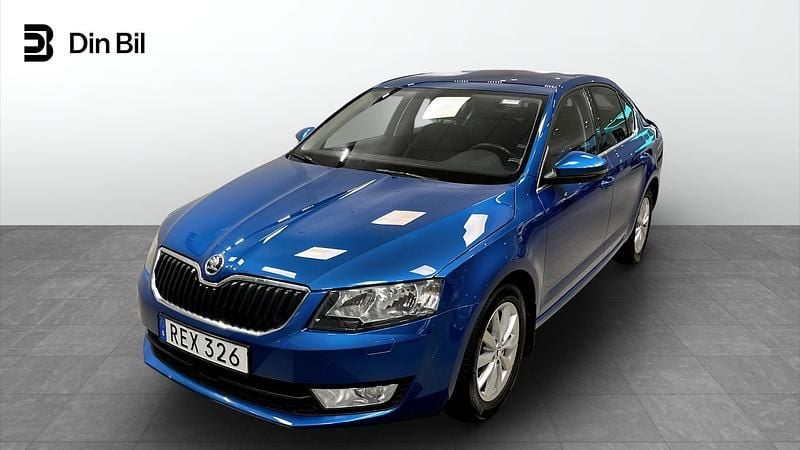 Begagnad Skoda Octavia Ambition 150 HK (110 kW) 2016 Blå Sedan