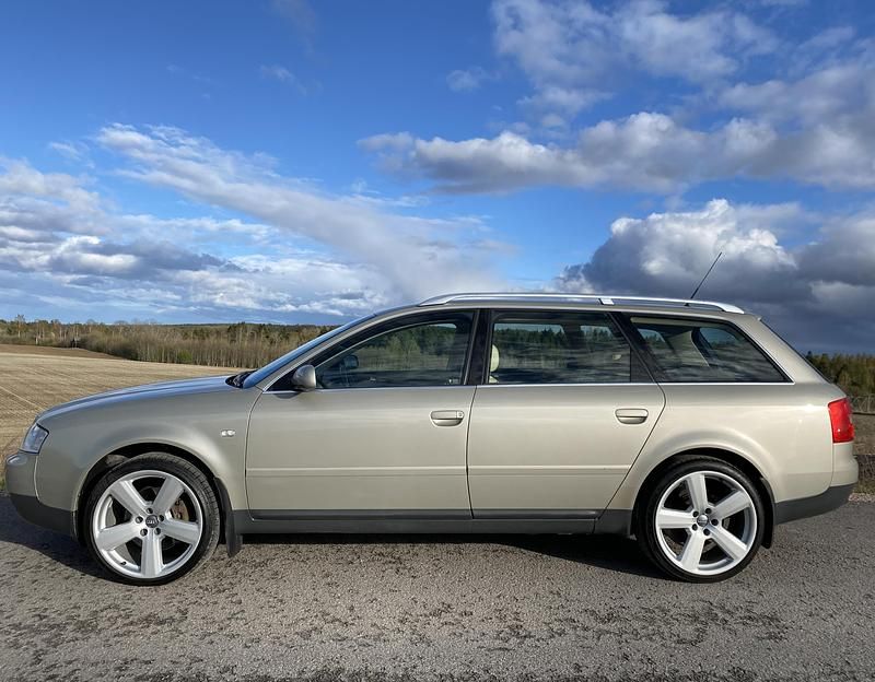 Begagnad Audi A6 Comfort 251 HK (184 kW) 2002 Ljusbrun (brun) Kombi