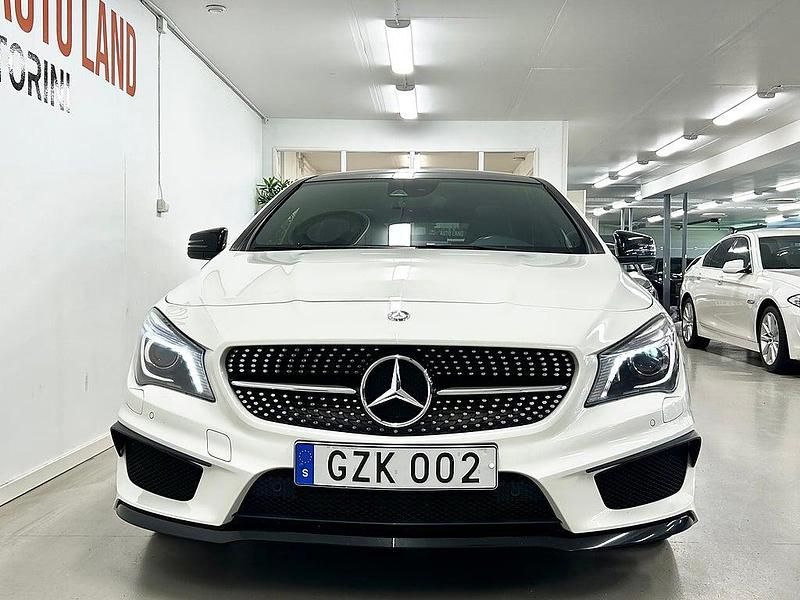 Begagnad Mercedes CLA250 Shooting Brake AMG 211 HK (155 kW) 2015 Vit Kombi
