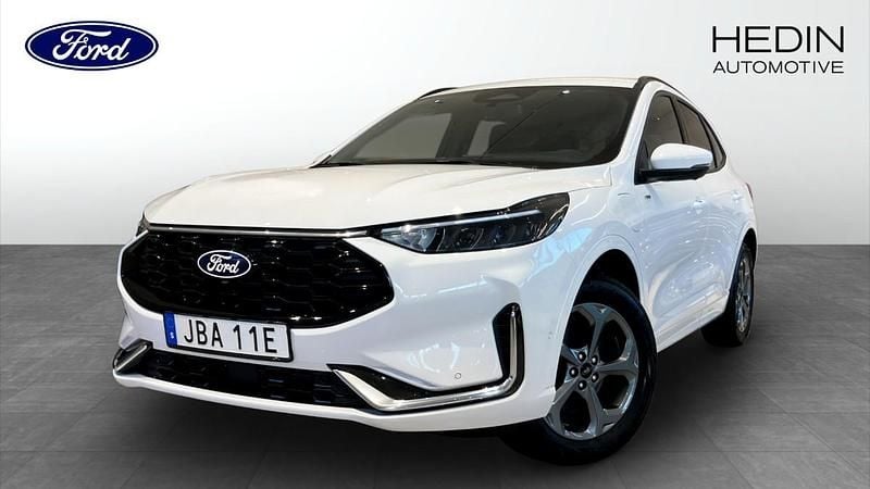 Vit (white) Begagnad 2024 Ford Kuga ST-Line X SUV | 429 900 kr - Bild 1/4