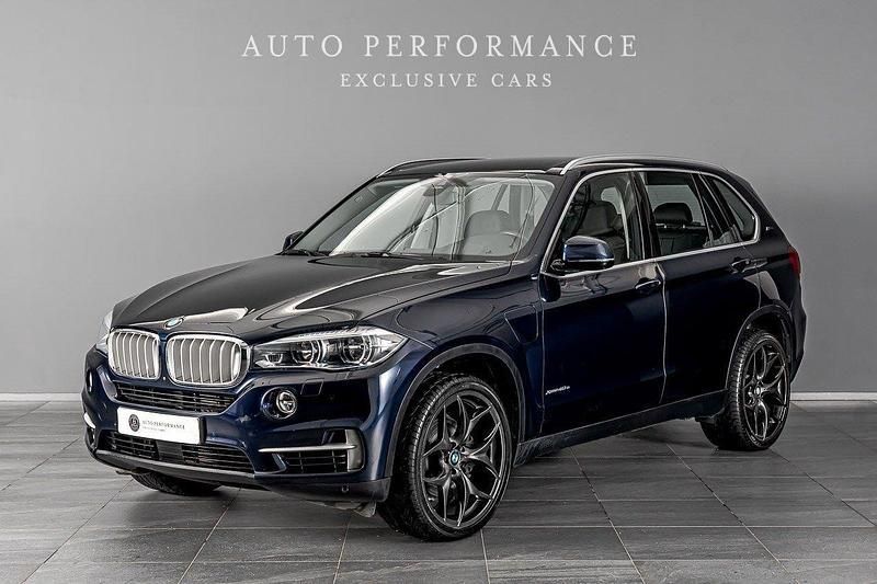 Blå Begagnad 2016 BMW X5 Comfort Edition SUV | 359 900 kr (Marknadspris) - Bild 1/4