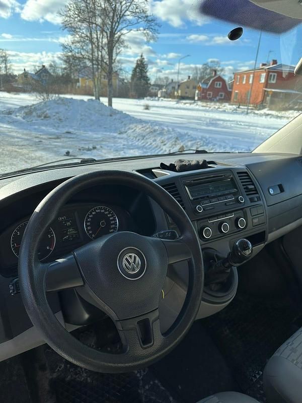 Begagnad VW T5 102 HK (75 kW) 2012 Van