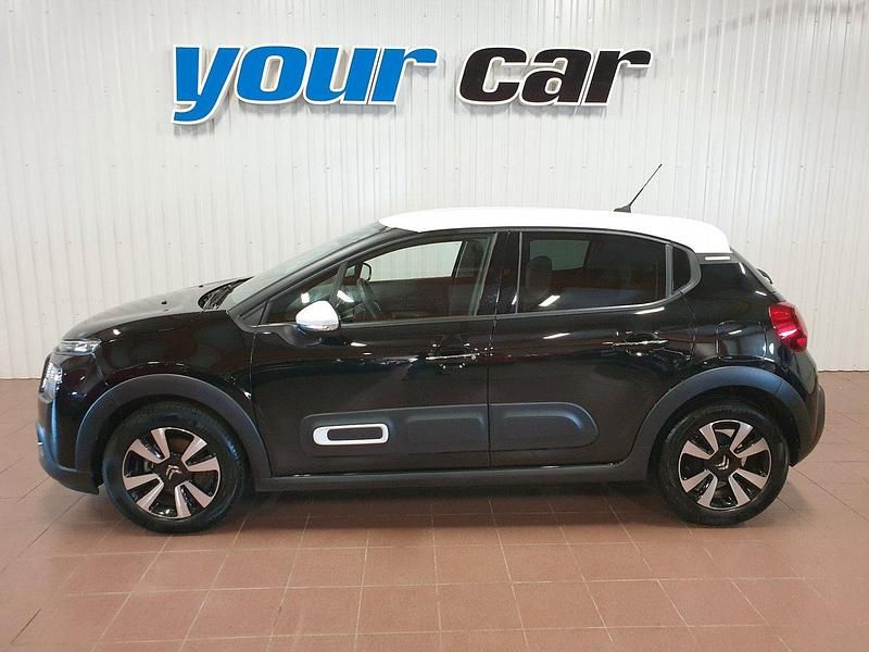 Svart (svartmetallic/vit) Begagnad 2024 Citroën C3 Shine Halvkombi | 164 500 kr (Marknadspris) - Bild 1/4