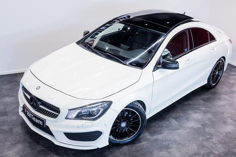 Begagnad Mercedes CLA250 AMG 211 HK (155 kW) 2013 Vit Sedan