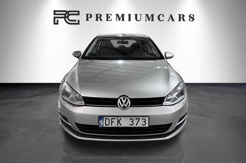 Begagnad VW Golf VII 105 HK (77 kW) 2013 Silver Halvkombi