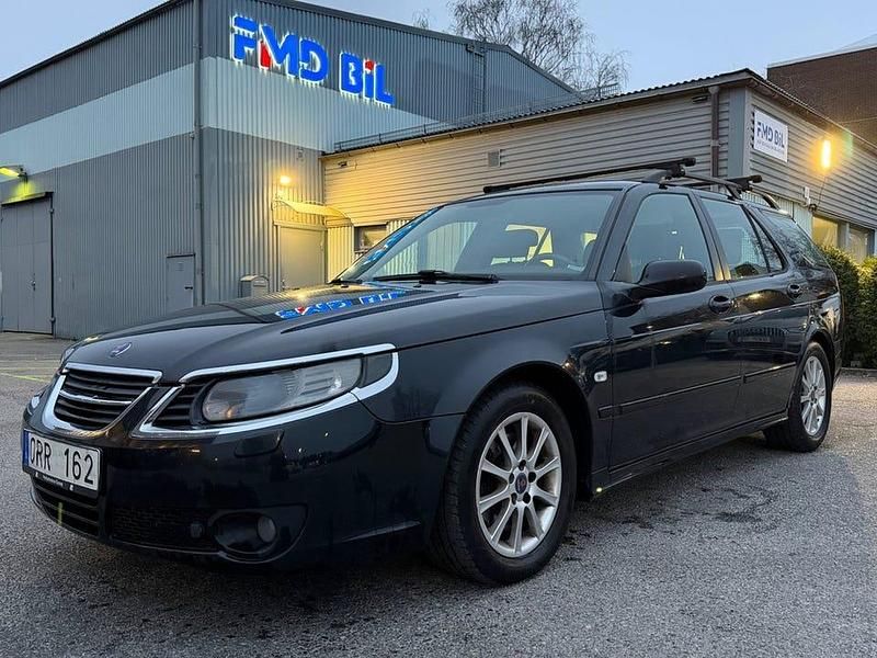 Svart Begagnad 2008 Saab 9-5 Kombi | 29 700 kr (Marknadspris) - Bild 1/4