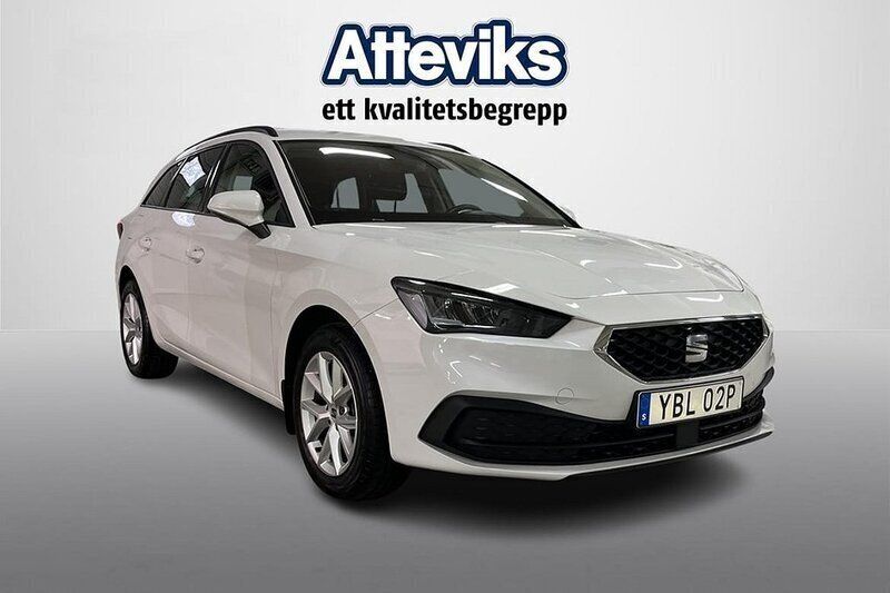 Vit Begagnad 2021 Seat Leon Style Kombi | 212 900 kr (Marknadspris) - Bild 1/4