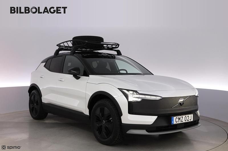 Vit Ny 2025 Volvo EX30 CC Performance | 589 500 kr - Bild 1/4