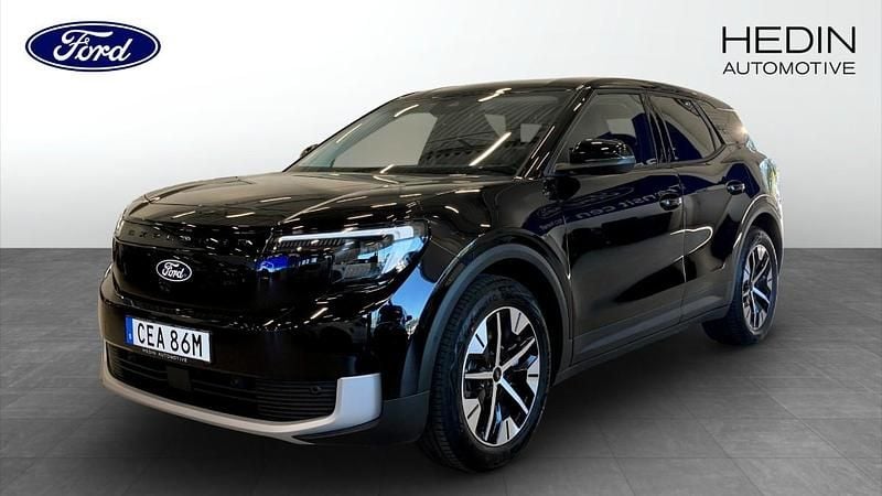 Svart (black) Begagnad 2025 Ford Explorer SUV | 539 000 kr - Bild 1/4