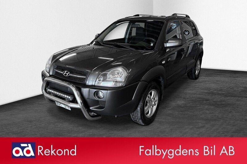 Grå Begagnad 2006 Hyundai Tucson SUV | 39 900 kr (Lite dyr) - Bild 1/4