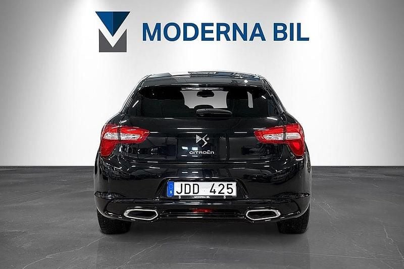 Begagnad Citroën DS5 163 HK (119 kW) 2012 Svart Halvkombi